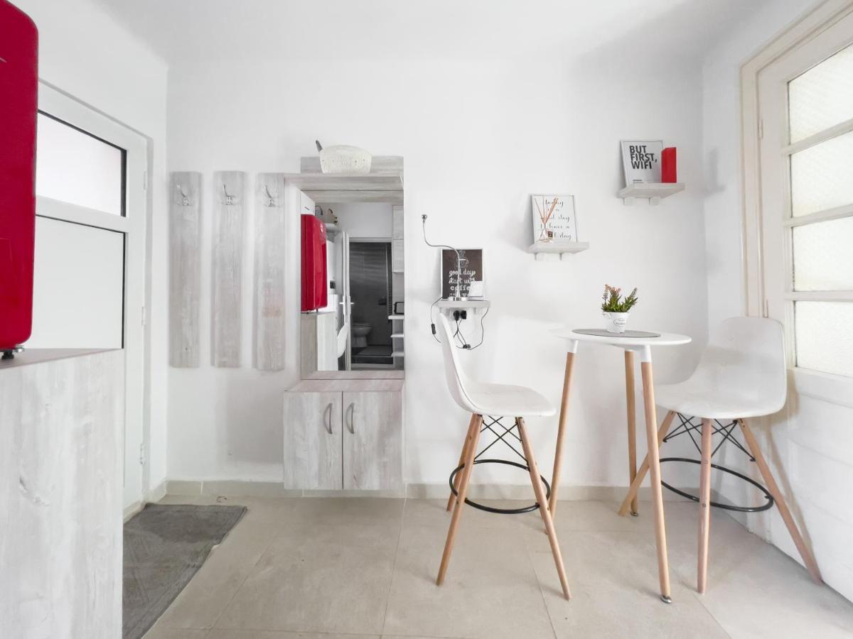 The Office Studio Home Cluj-Napoca Exterior photo